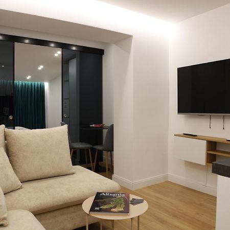 Come&Recome Tirana Apartments Bagian luar foto