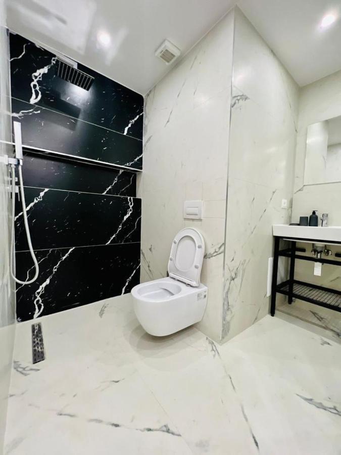 Come&Recome Tirana Apartments Bagian luar foto