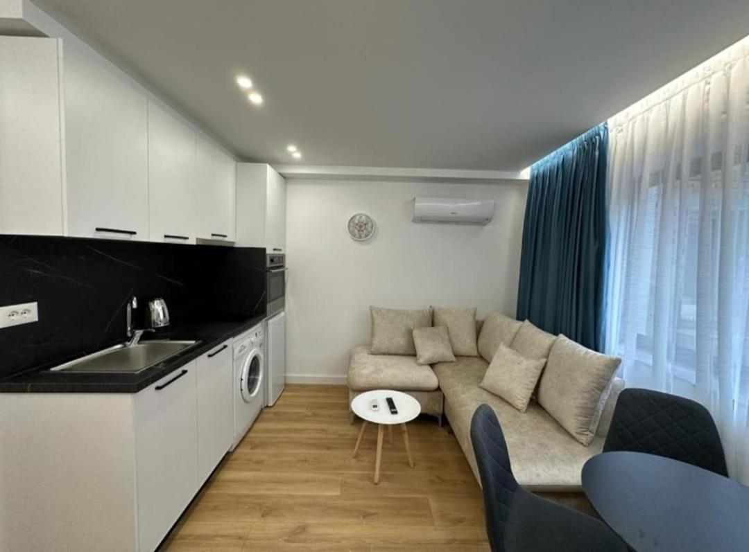 Come&Recome Tirana Apartments Bagian luar foto