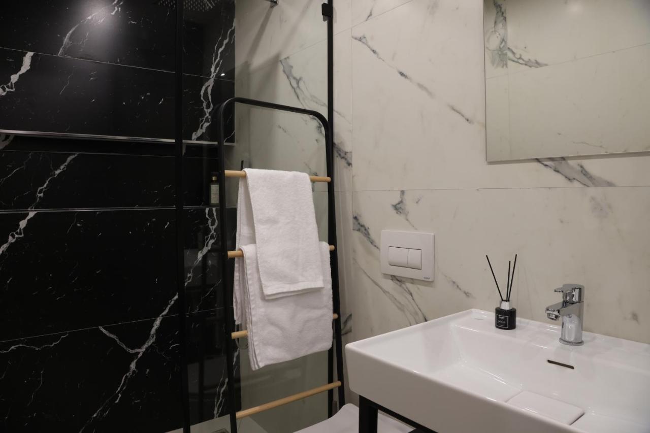 Come&Recome Tirana Apartments Bagian luar foto