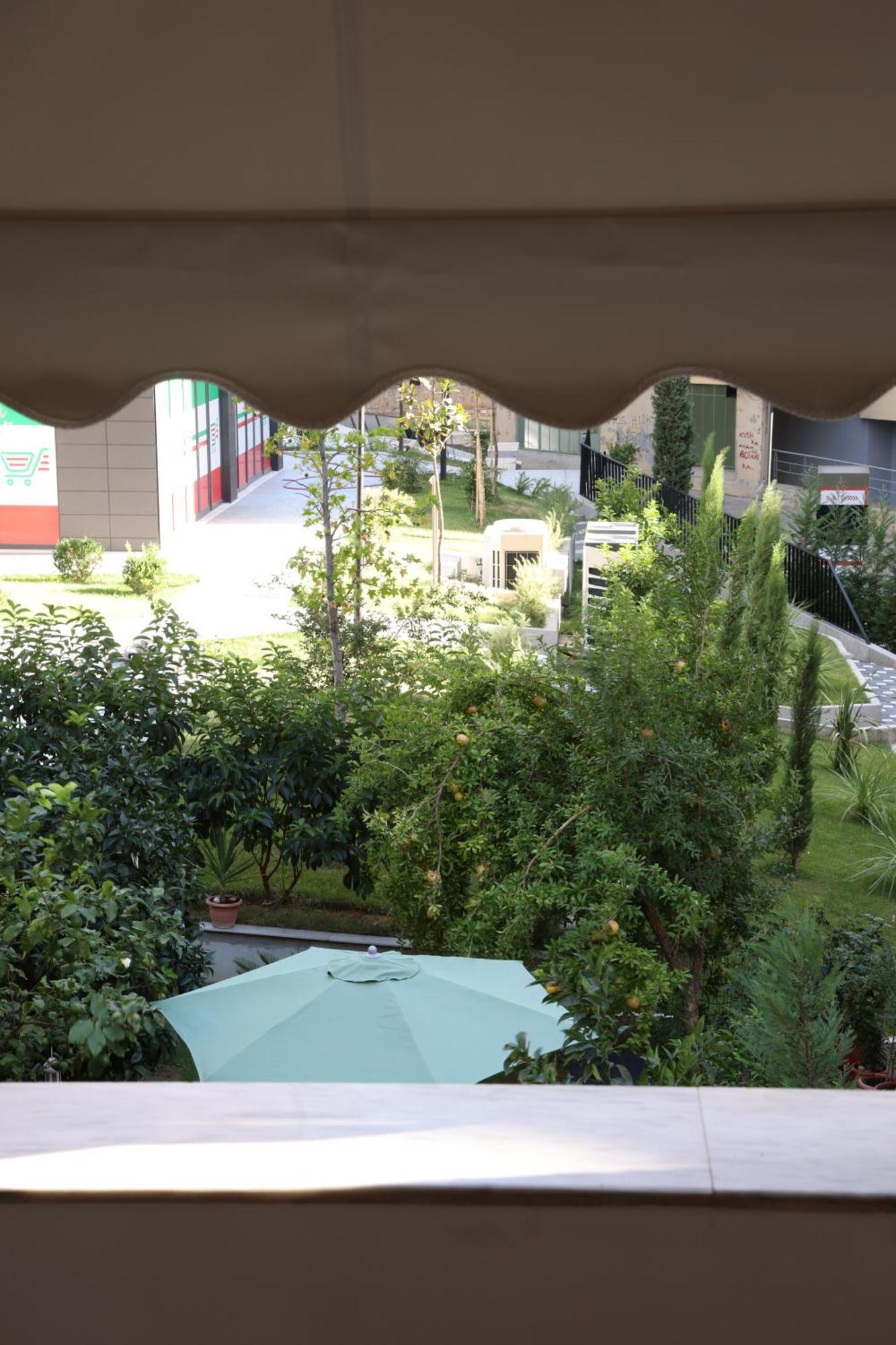 Come&Recome Tirana Apartments Bagian luar foto