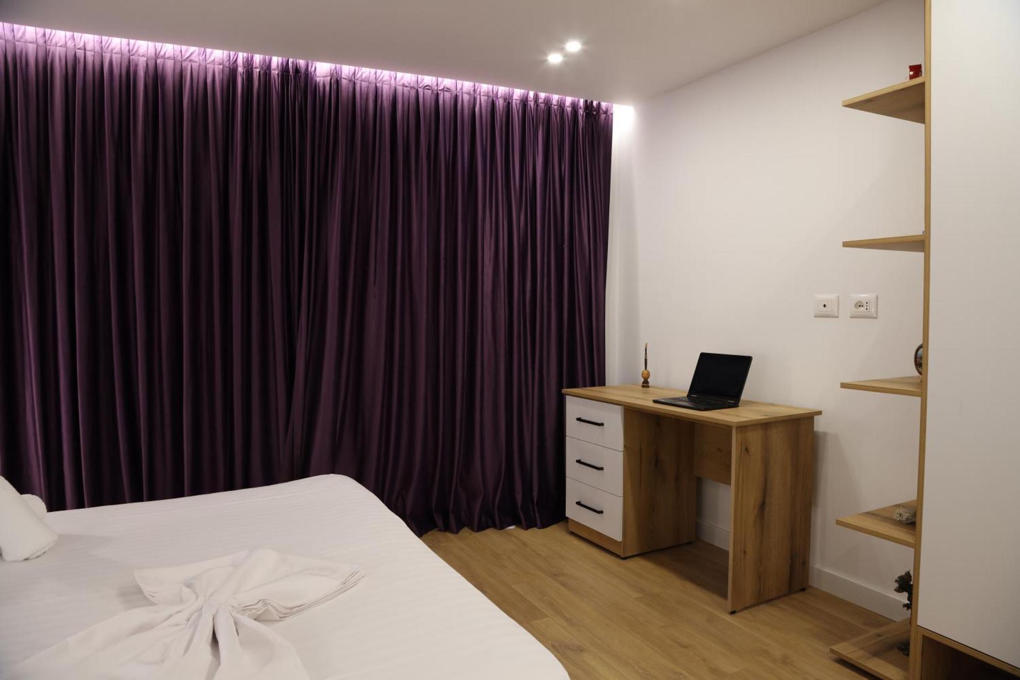 Come&Recome Tirana Apartments Bagian luar foto