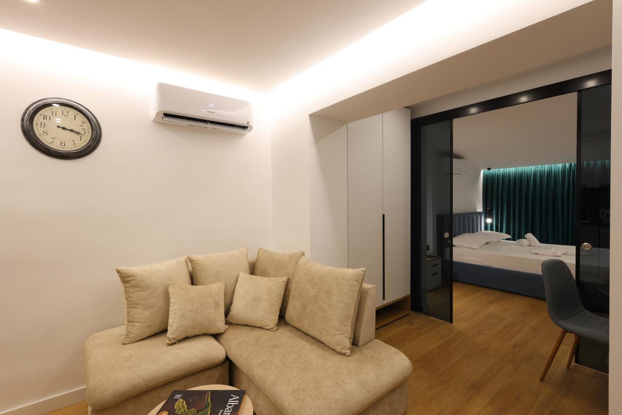 Come&Recome Tirana Apartments Bagian luar foto